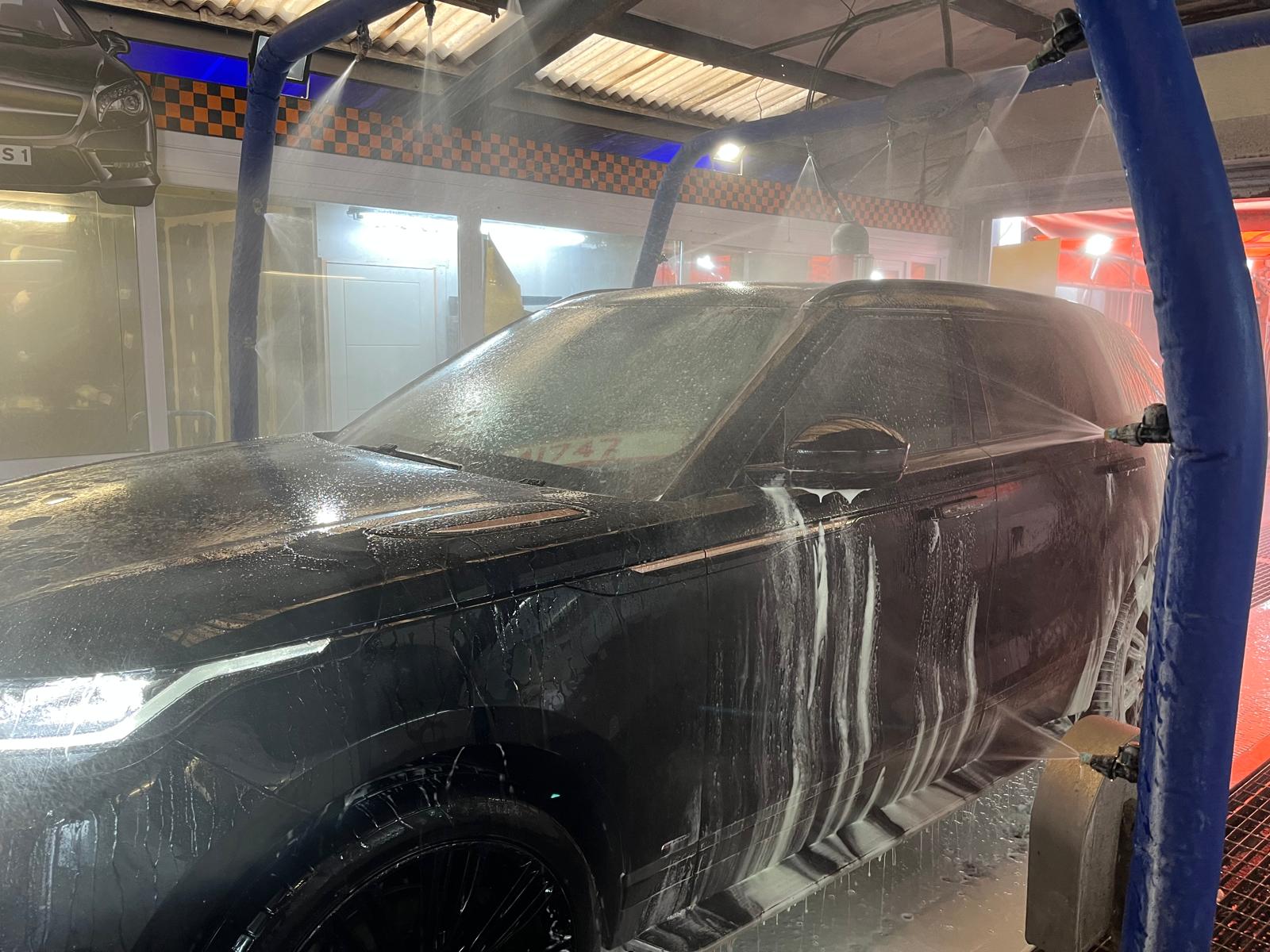 Bubbles Car Spa ceramic wax shield stage